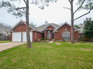 6803 Shady Ln, Sugar Land, TX 77479