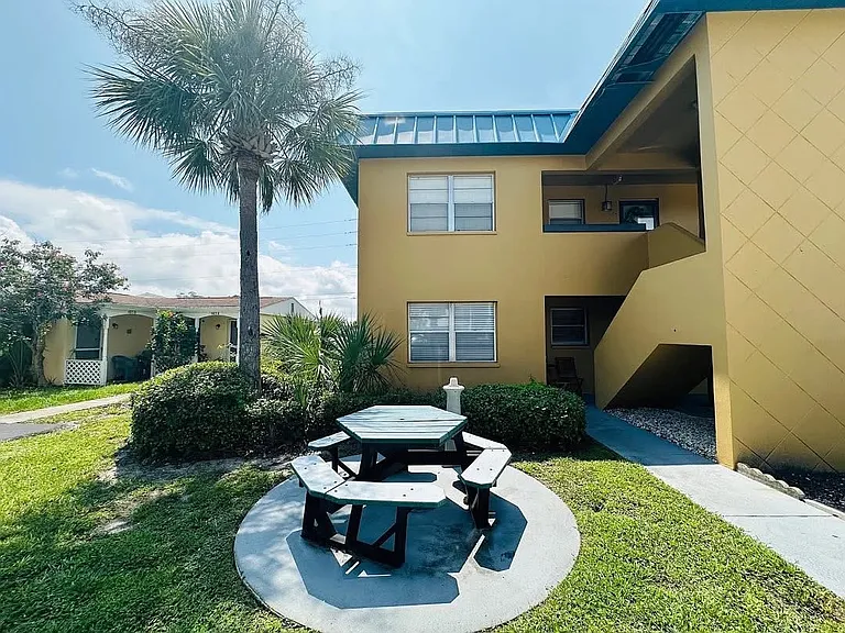 439 S Paula Dr S #101 — Photo 32