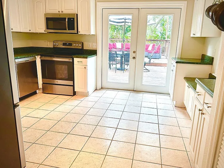 2306 Vivada St — Photo 6