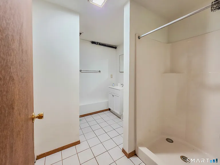 105 Northfield Rd — Photo 20