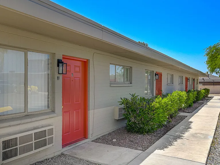 Campus Crossing, Apartments For Rent in Las Vegas