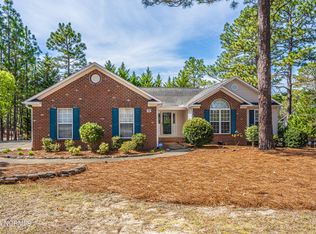 30 Bedford Cir, Pinehurst, NC 28374