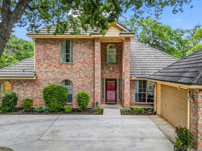 120 Oak Hollow Ct S, Azle, TX, 76020