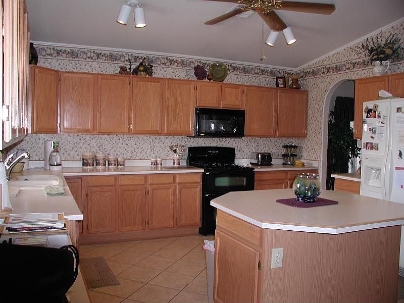 2nd image of 8822 W Columbine Dr