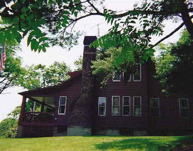 4th image of 199 MAIN