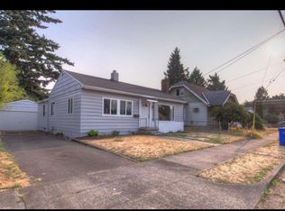 6406 NE Hassalo St, Portland, OR 97213