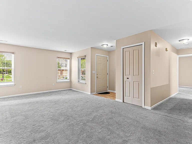47903 Cardiff Ave — Photo 3