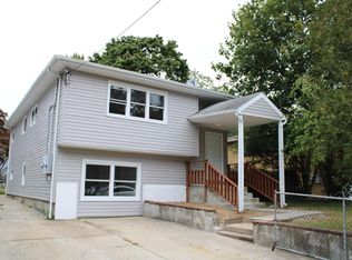 44 W 11th St, Huntington Station, NY 11746