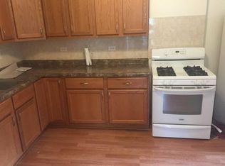 823 N Maplewood Ave #1, Chicago, IL 60622