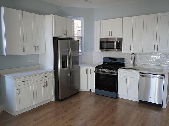 4th image of 1520 S Christiana Ave APT 2
