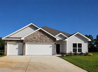 8491 Mary Braxton Dr, Semmes, AL 36575