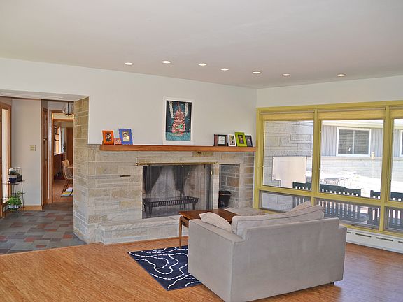 5th image of 516 Saint Francis Dr