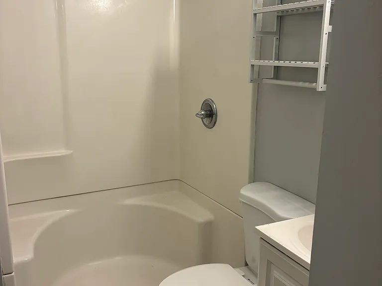 185 N Purdue Ave #185 — Photo 8