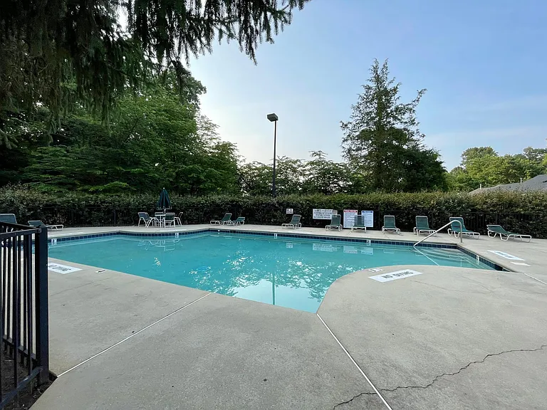 3730 Winborne Ln — Photo 9