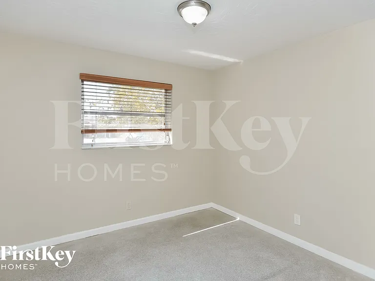 3141 SW 17th St — Photo 13