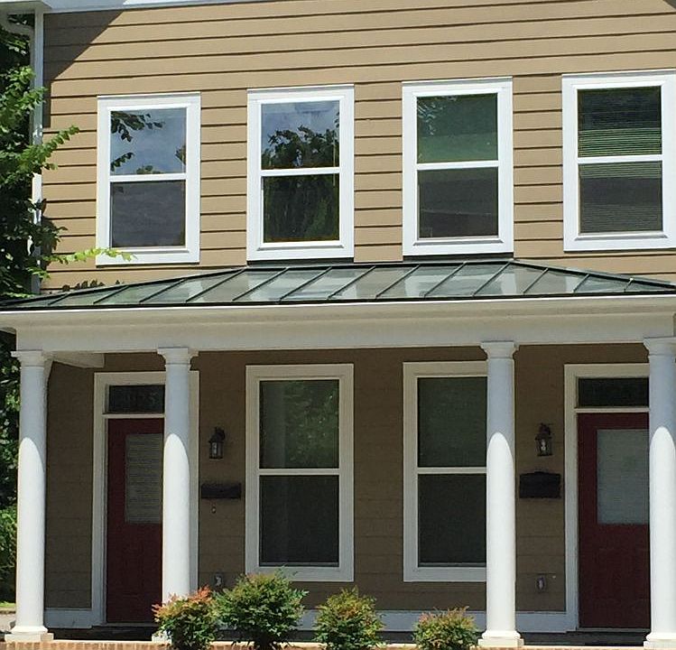 1st image of 925A Porter St
