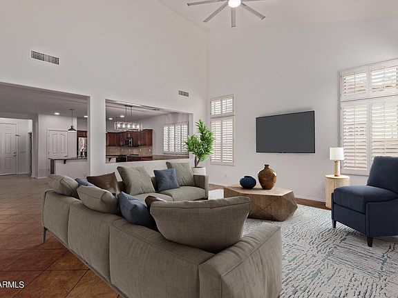 5th image of 4073 S HUACHUCA Way