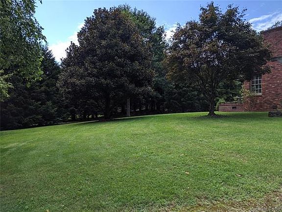 3rd image of 16 Patrick Ln