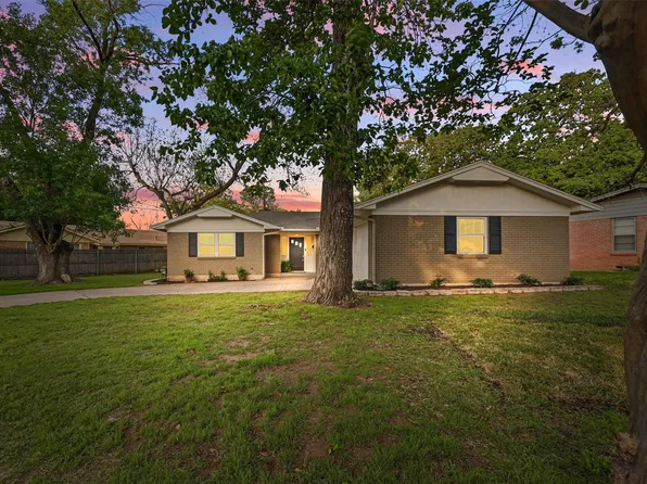 1302 Bluebonnet Trl, Arlington, TX 76013