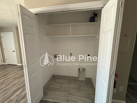 3rd image of 139 Stockham Blvd APT 2