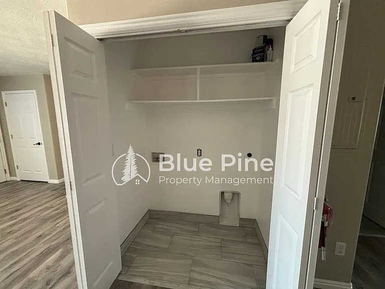139 Stockham Blvd #2 — Photo 3