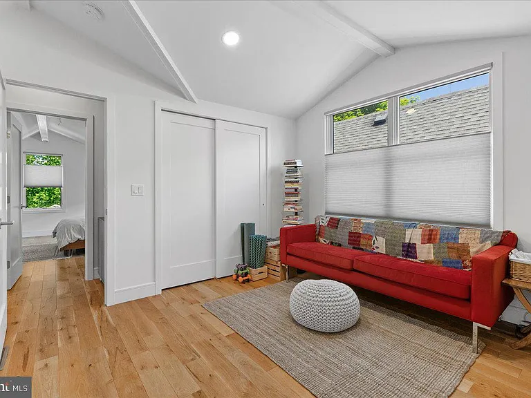 23 Leigh Ave #B — Photo 19