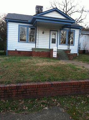 2nd image of 709 Snow St