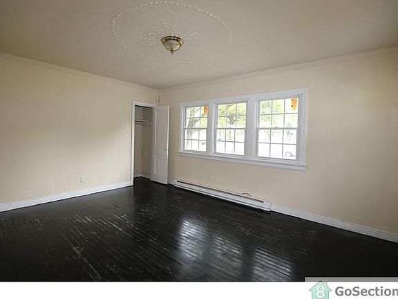 5th image of 1430 Minefee St