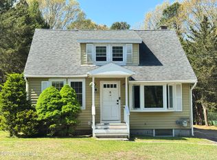 14 Wendom Rd, Albany, NY 12203