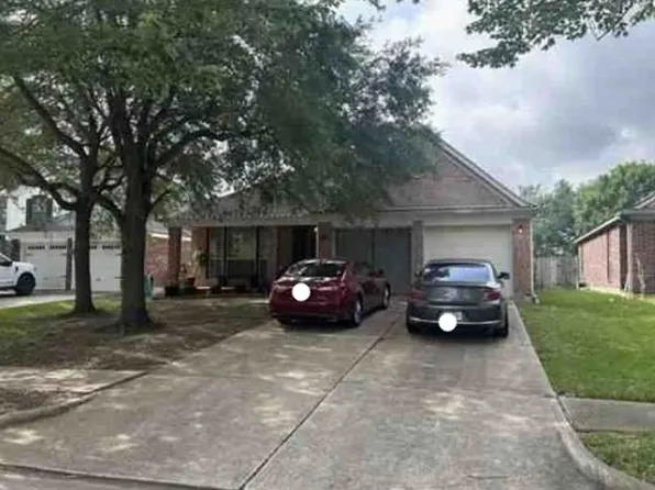 1415 Sand Lake Ln, Richmond, TX 77407