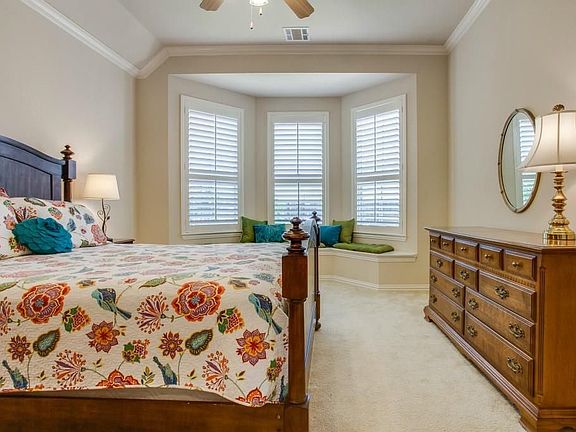 3rd image of 7002 Kingdom Estates Dr