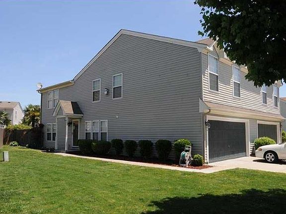 2nd image of 6114 Cambridge Dr W