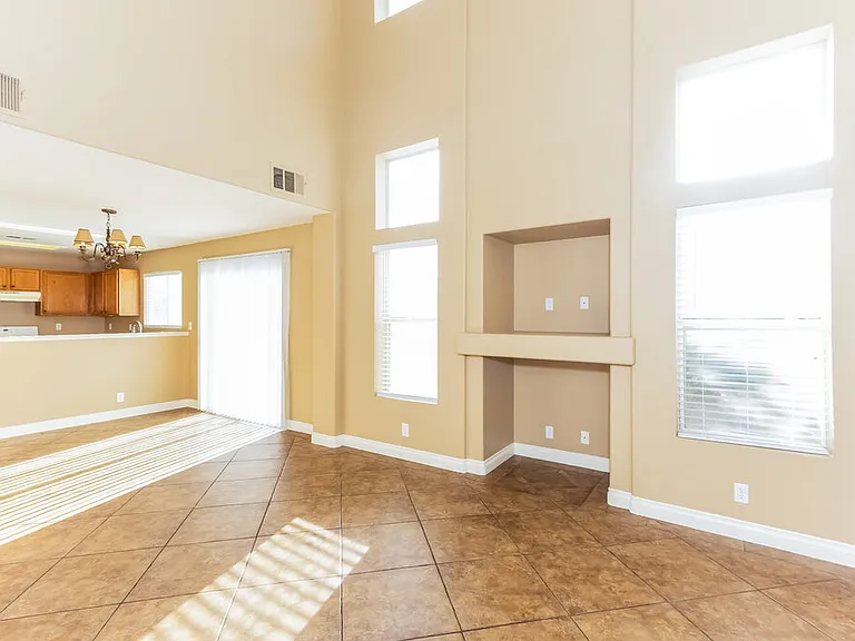 7300 Lost Shadow Ct — Photo 6