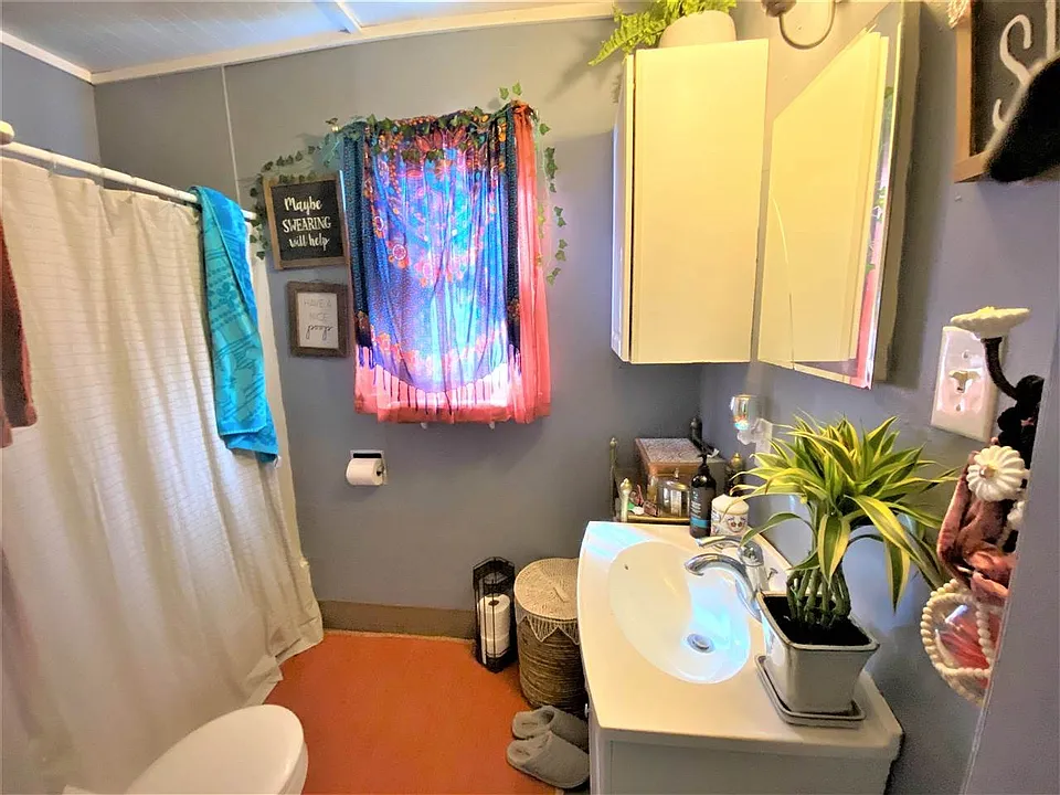 Lower Bathroom