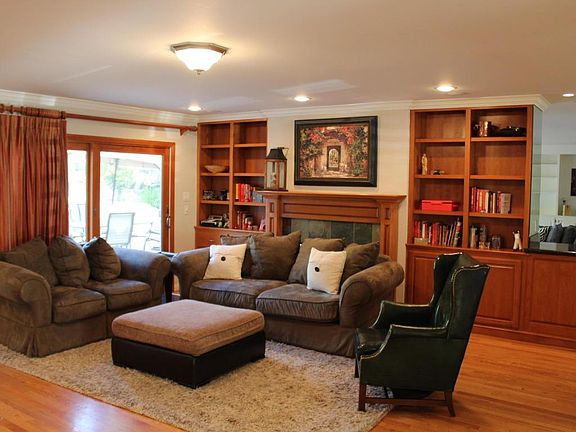 3rd image of 4716 Oakado Pl