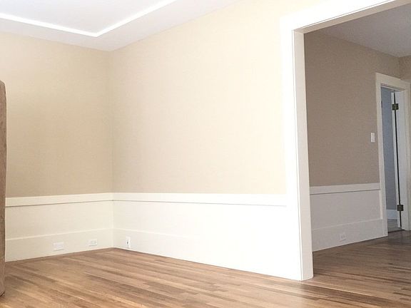 3rd image of 1072 45th St