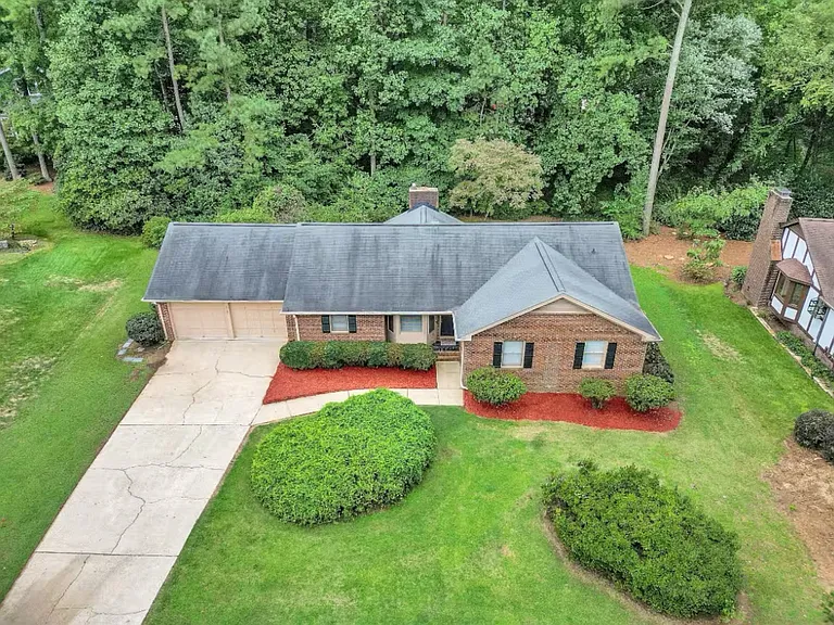 6109 Gainsborough Dr — Photo 25