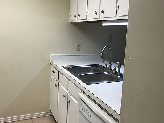 5th image of 6305 Harvard Ct