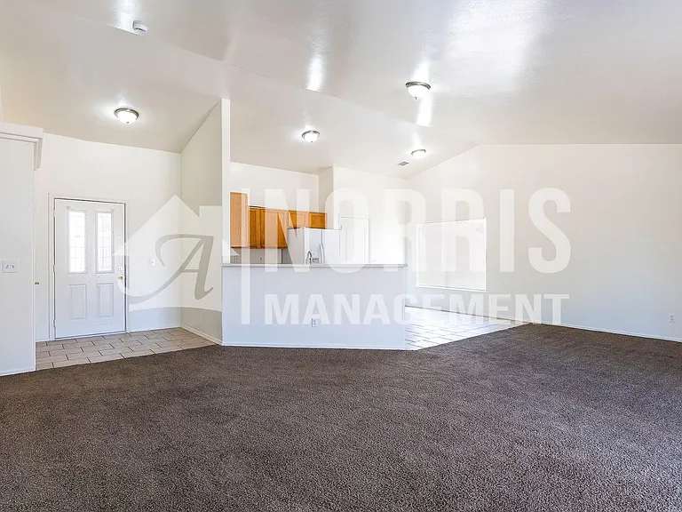 10493 W Arivaca Dr — Photo 8
