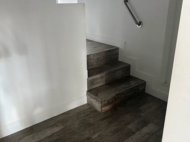W 61st St — Photo 9