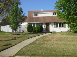 14 Nimitz Pl, Sayreville, NJ