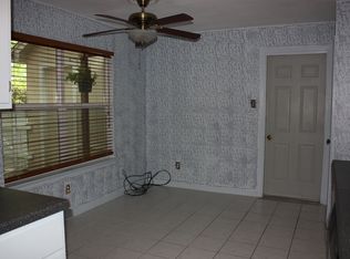 16827 Man O War Ln, Friendswood, TX 77546