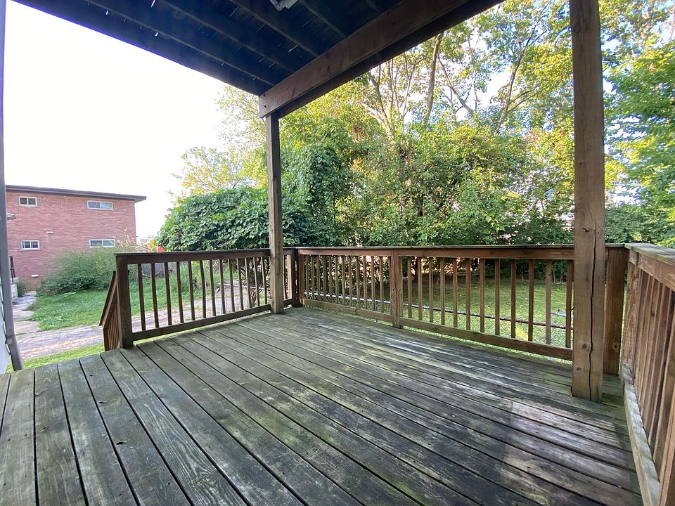 1st image of 2220 Jefferson Ave #3