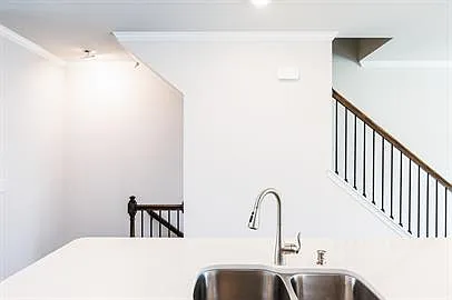 1106 Shoreside Dr — Photo 11