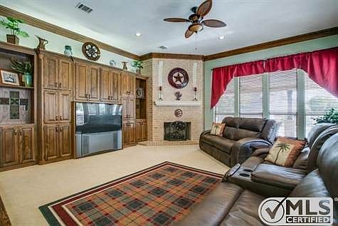 4th image of 1410 Bent Trail Cir
