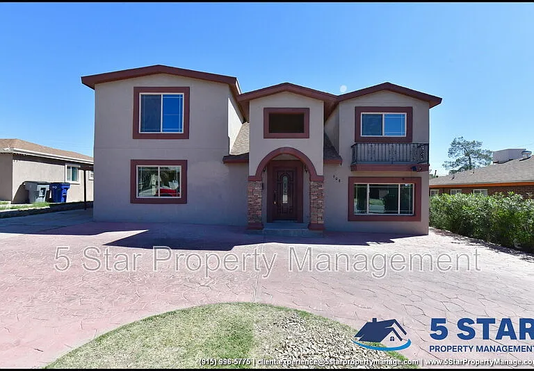 908 Bolivia St — Photo 3