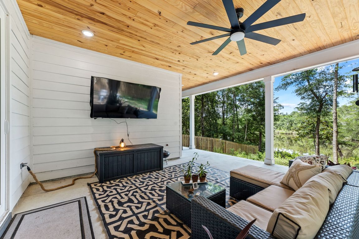 6850 Quinn Bayou Dr, Milton, FL 32570 Zillow