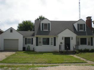 13 N High St, Bowling Green, MO 63334