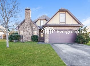1025 Little Sorrel Dr, Calera, AL 35040