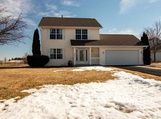 5033 Elmgate Dr, Rockford, IL 61101